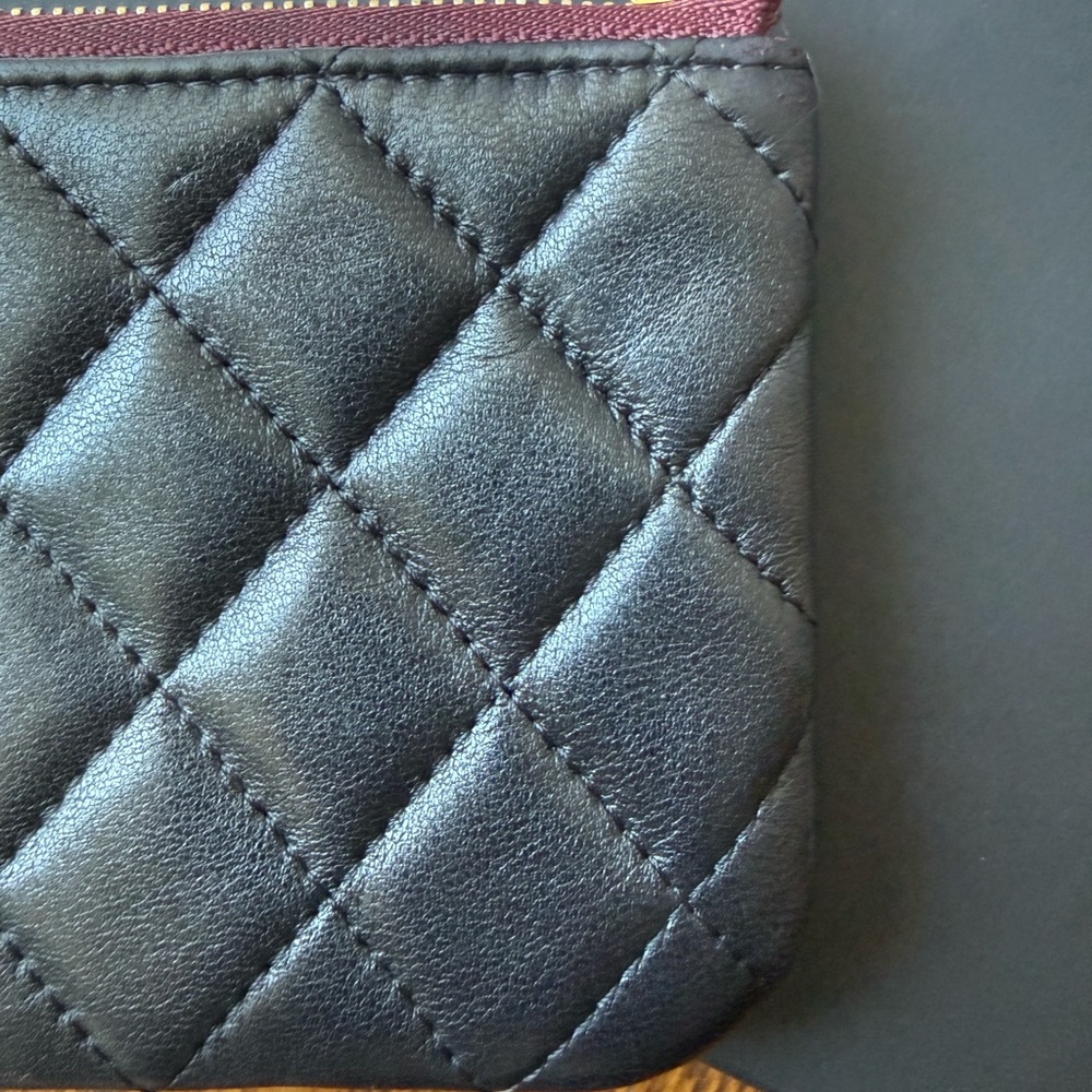 Chanel Classic Zipped Small Pouch - Picture 13 of 16